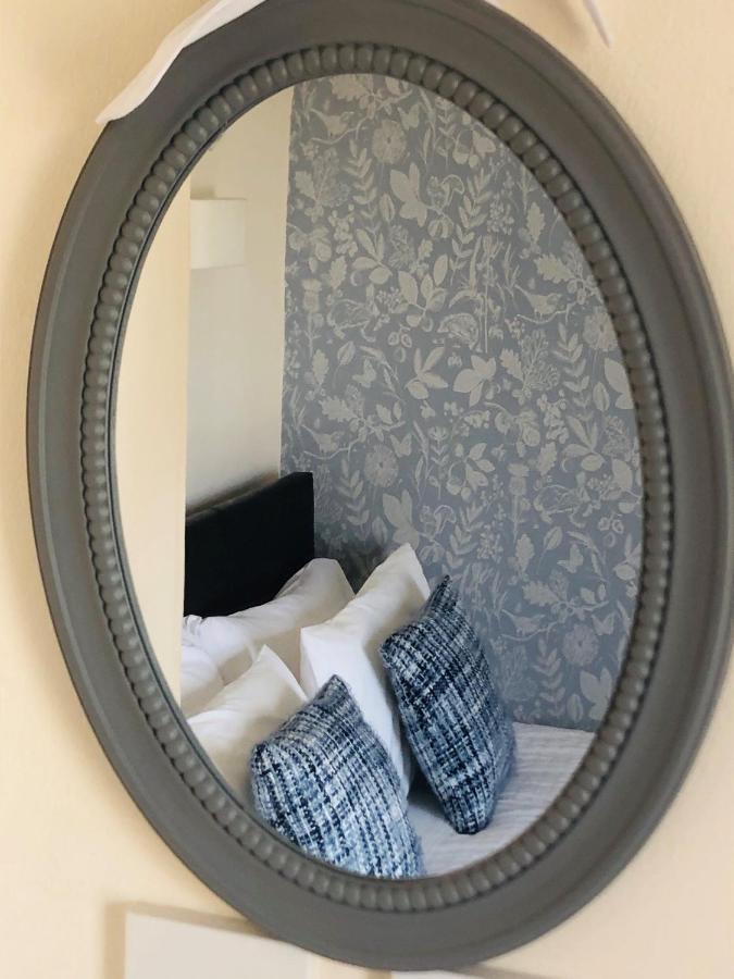 The Aberdeen Arms Hotel Tarves ภายนอก รูปภาพ