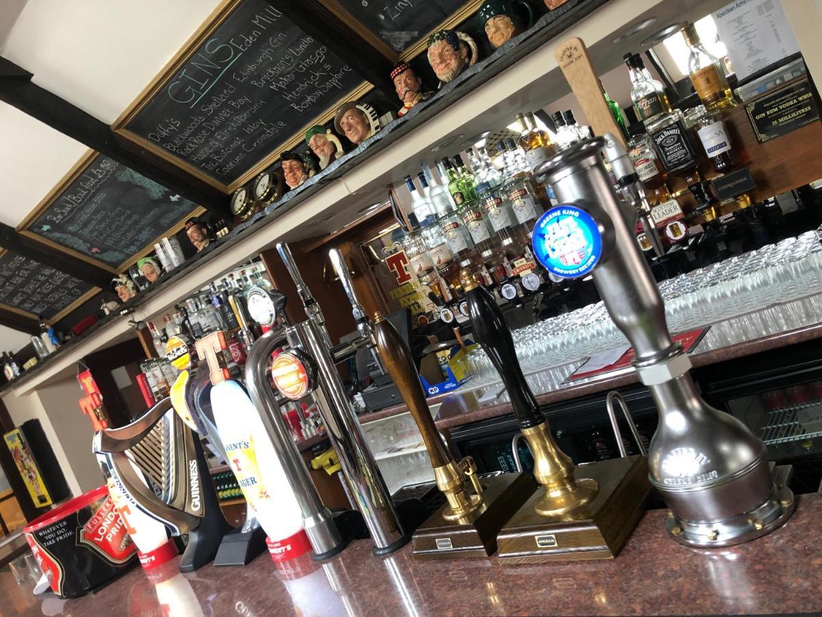 The Aberdeen Arms Hotel Tarves ภายนอก รูปภาพ