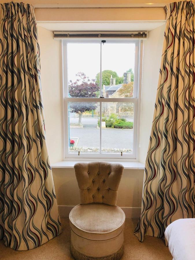 The Aberdeen Arms Hotel Tarves ภายนอก รูปภาพ
