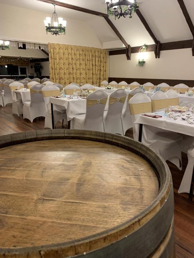 The Aberdeen Arms Hotel Tarves ภายนอก รูปภาพ